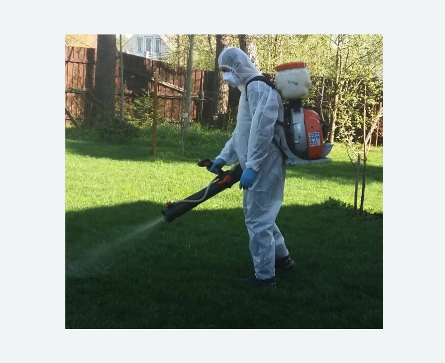 Обработка территории от клещей в Богдановиче